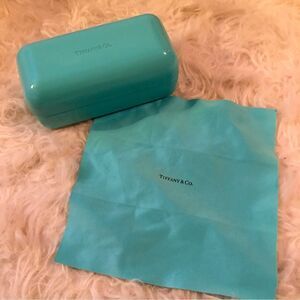 Vintage TIFFANY & CO Hard case with cleaning cloth